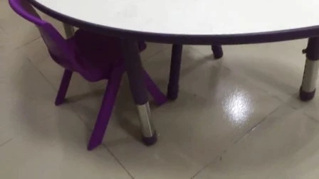 Table et chaise adaptées aux besoins du client d'enfants de garderie de bébé, meubles préscolaires de jardin d'enfants pour la salle de classe de crèche utilisée